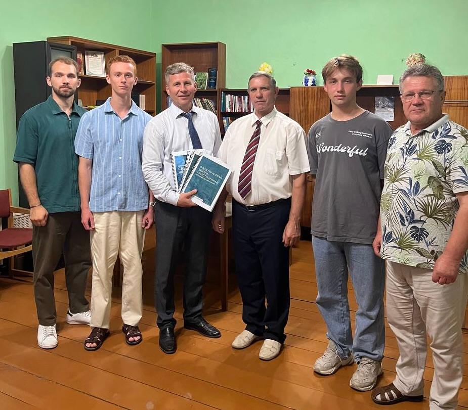 A group of ministers standing togather