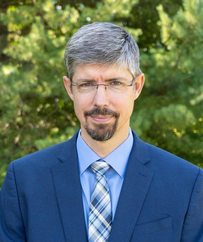 The picture of the mission director Steve Gibson